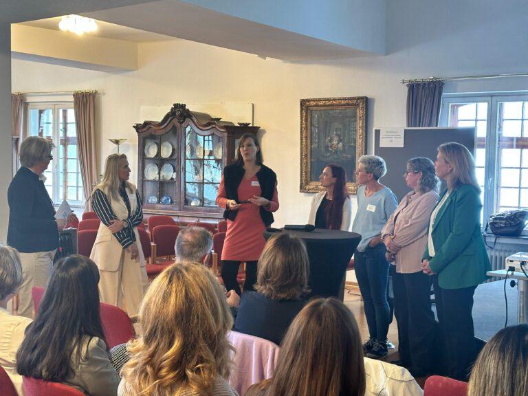 Hier lang Vorbildfrauen